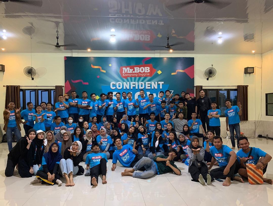 4 Keseruan Confident Show di Mr.Bob Kampung Inggris